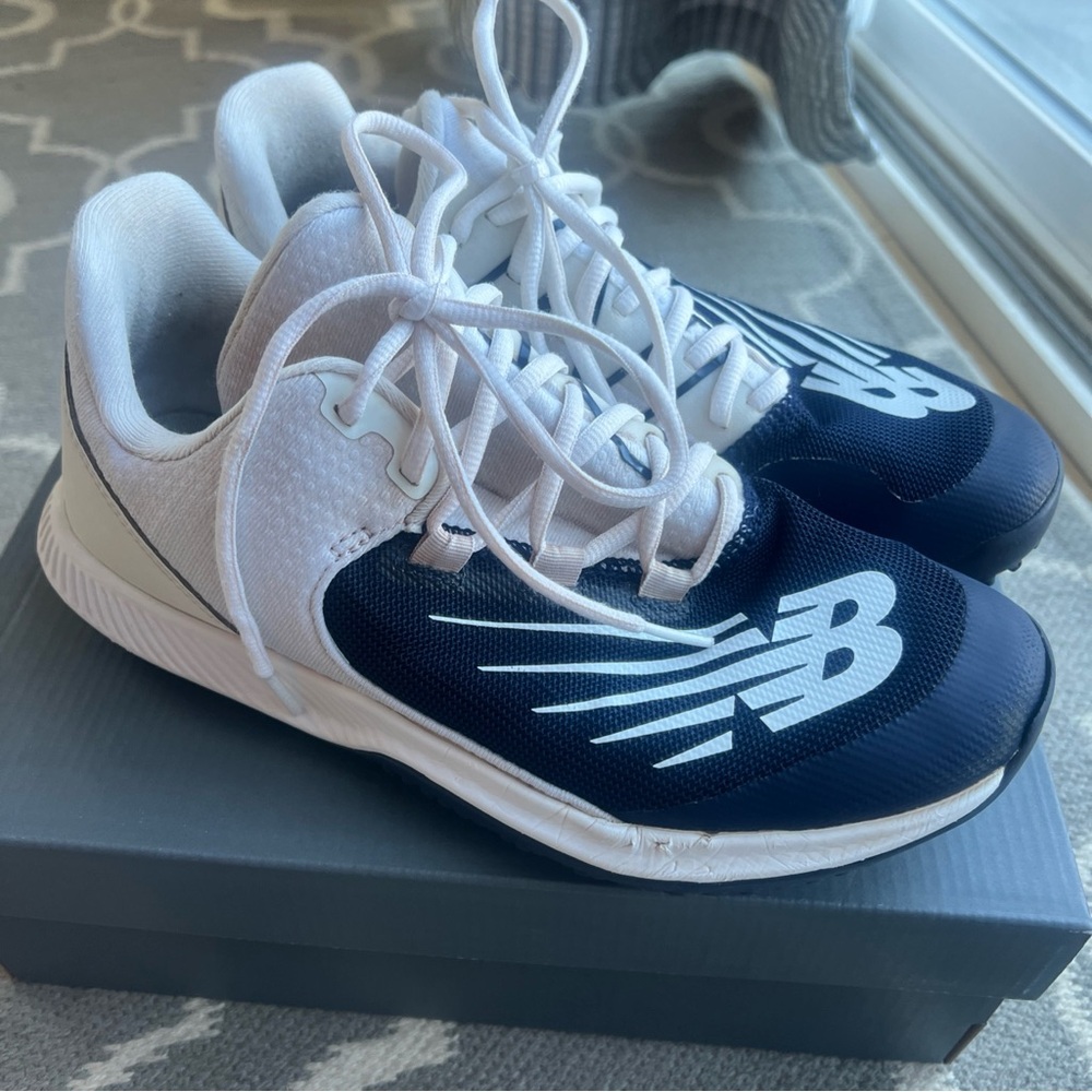 New Balance FuelCell 4040 v6 baseball Turf Trainer sneakers Navy White Men’s 8.5